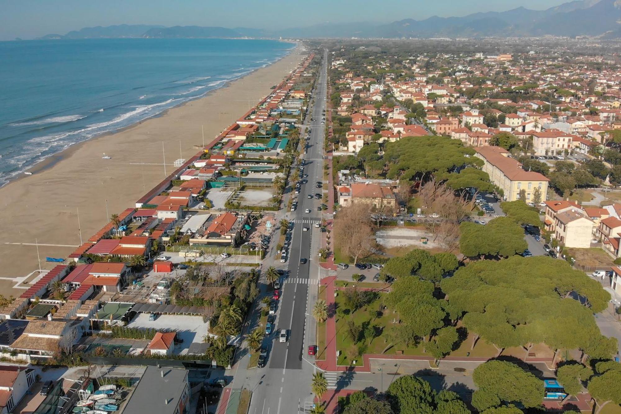 Villa Clara Few Km From The Sea - Happy Rentals Pietrasanta Eksteriør bilde