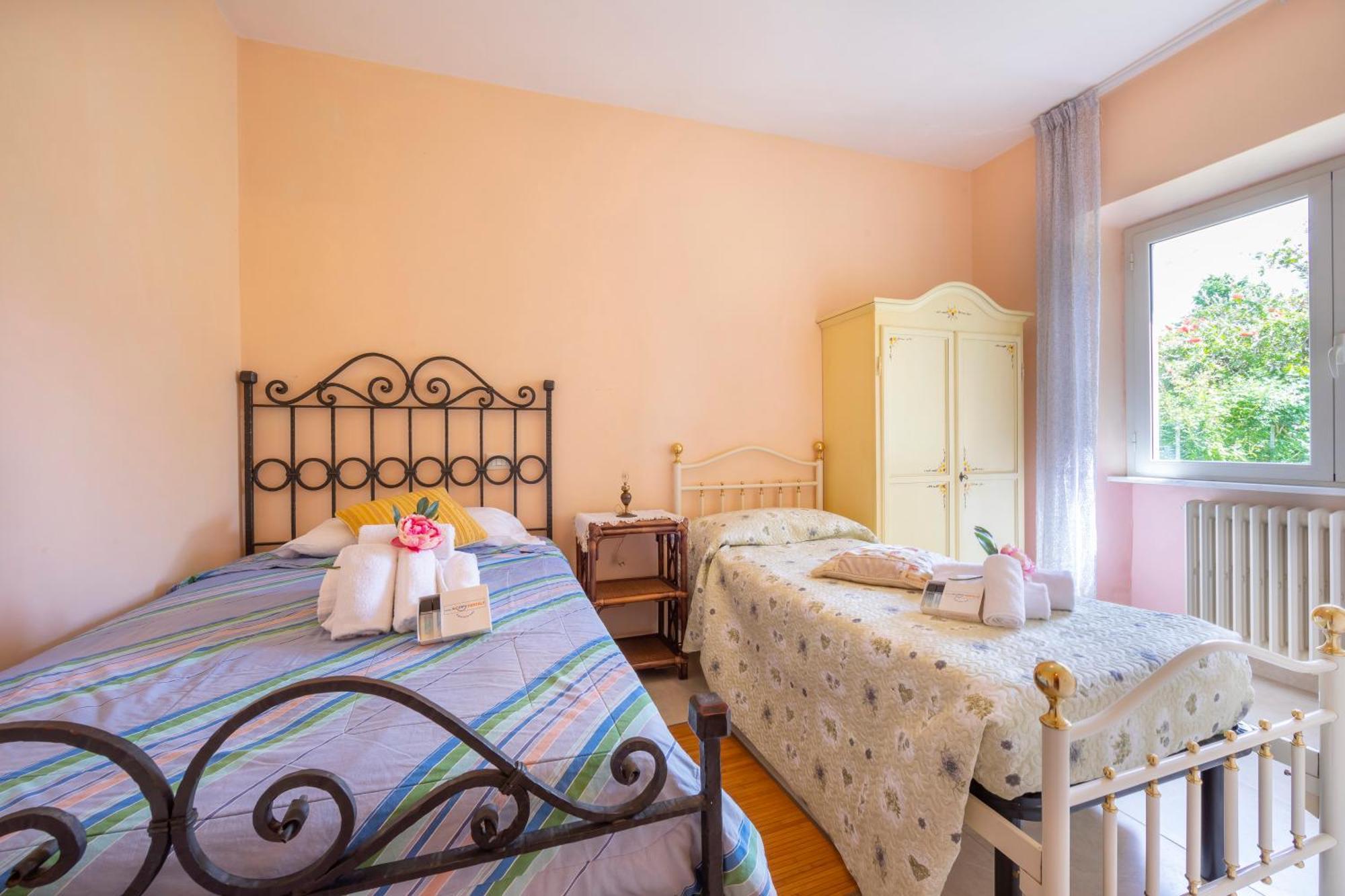 Villa Clara Few Km From The Sea - Happy Rentals Pietrasanta Eksteriør bilde